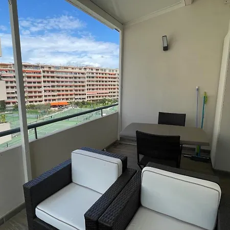 Modern Two Bedroom Right Next To The Apartment Cannes