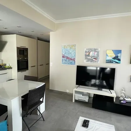 Modern Two Bedroom Right Next To The