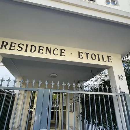 Modern Two Bedroom Right Next To The Cannes